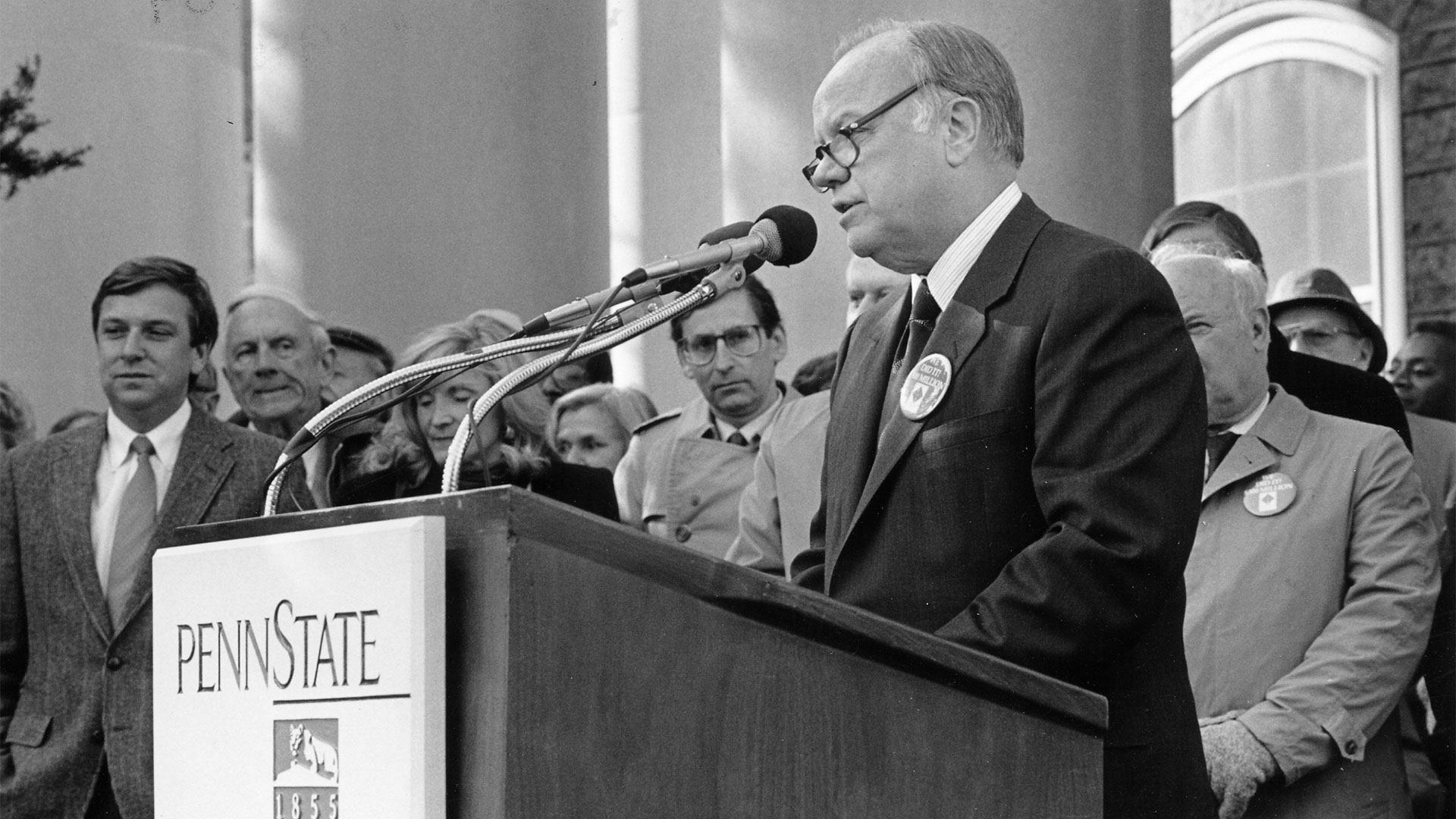 William Schreyer speaking at the podium at Penn State