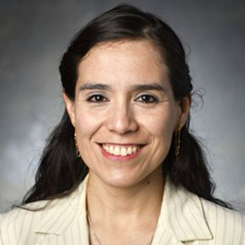 Laura Cabrera headshot