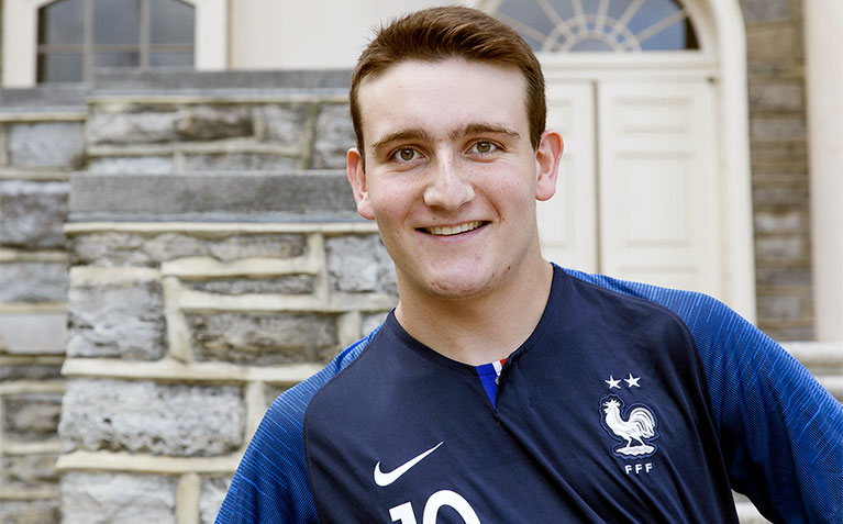 Schreyer Scholar Sebastien Kraft