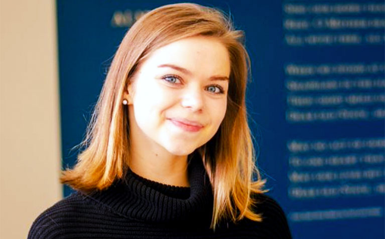 Schreyer Scholar Nora Van Horn