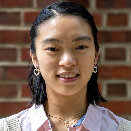 Claire Tse headshot