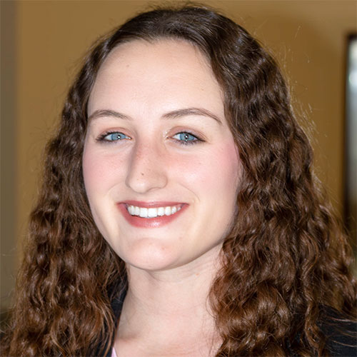 Sophia Mrazik headshot
