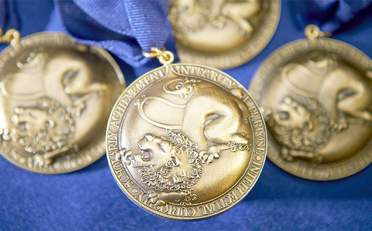 Schreyer Honors College Scholars Medals