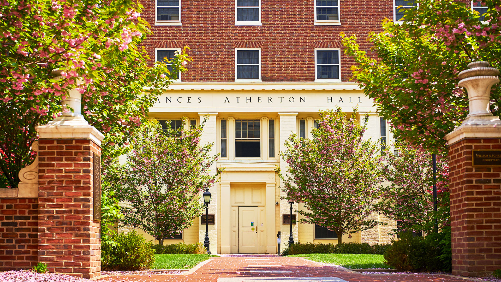 Schreyer Honors College Visit Us