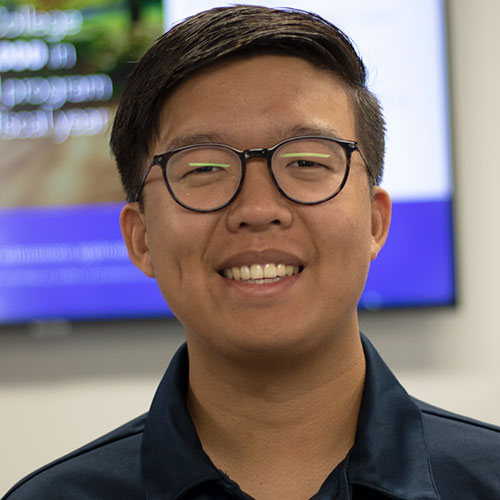 Andrew Pei headshot