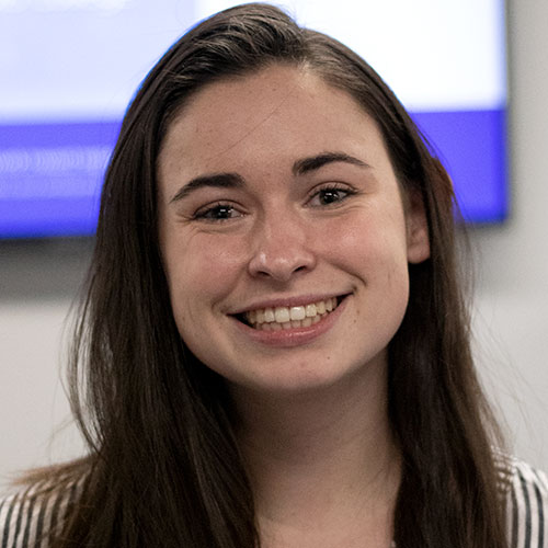 Chloe Bevilacqua headshot