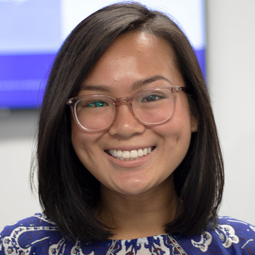 Vivian Nguyen headshot
