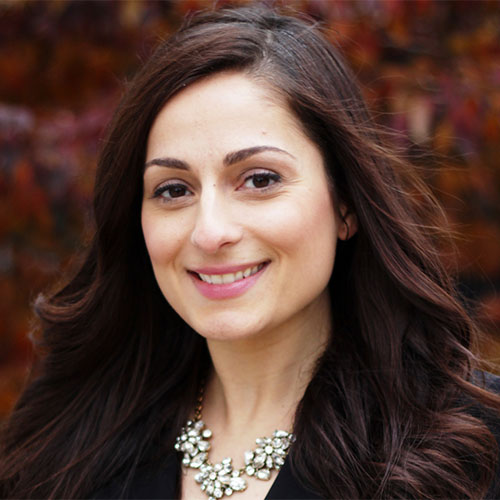 Farnoosh Torabi headshot